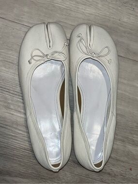 Woodchuck Sato Tabi Ballet Heeled Flats